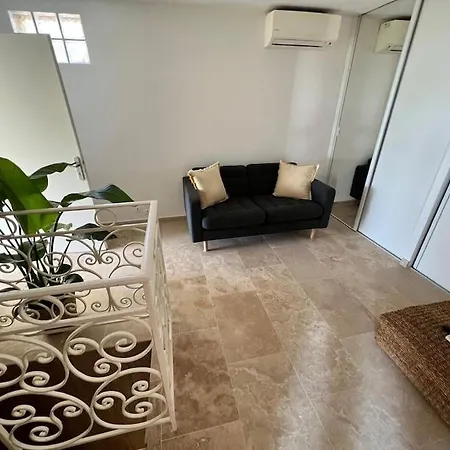 Apartment Entre Les Citronniers Et La *